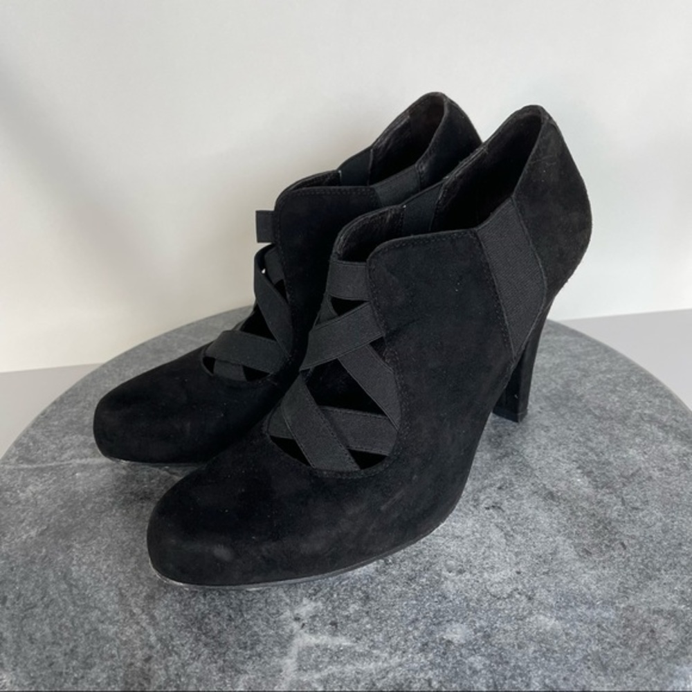💛 Donald J. Pliner Black Suede Leather Strappy Pumps Heels